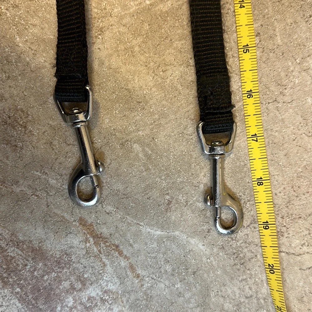 Double dog leash connector 19” each side black. Double THICK LEASH SEWN